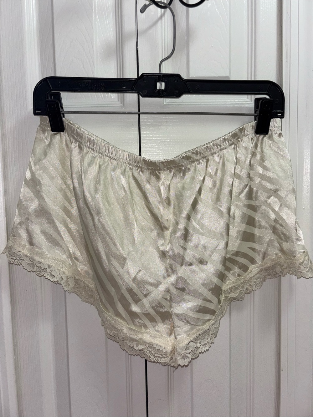 Silky Cream Zebra-Print Sleep Shorts - Unbranded